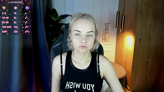 StephanieSweety online show from 03-07-25, 05:29