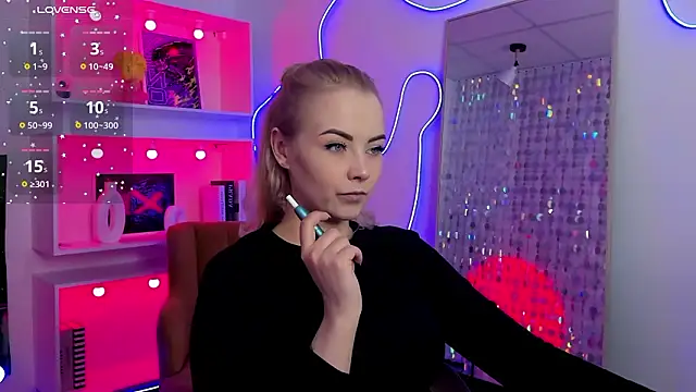 StephanieSweety online show from 02-17-26, 05:21