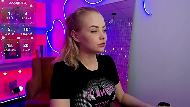 StephanieSweety online show from 04-02-26, 06:36