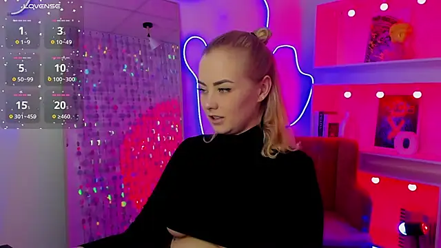 StephanieSweety online show from 03-29-26, 06:42