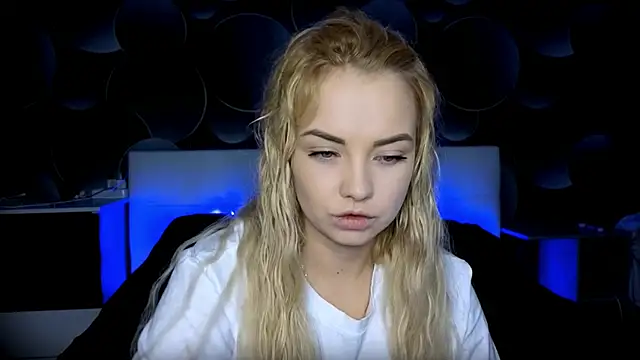 StephanieSweety online show from 11-14-25, 11:36