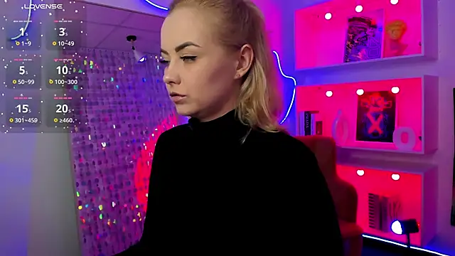 StephanieSweety online show from 04-01-26, 05:54