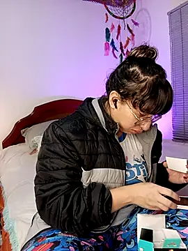 Piafisher1 online show from 02-20-26, 01:13