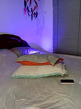 Piafisher1 online show from 02-20-26, 06:26