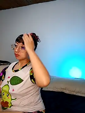 Piafisher1 online show from 11-07-25, 01:10