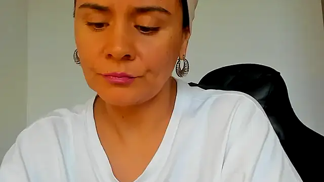 Sami Hotie1 online show from 11-10-25, 09:53