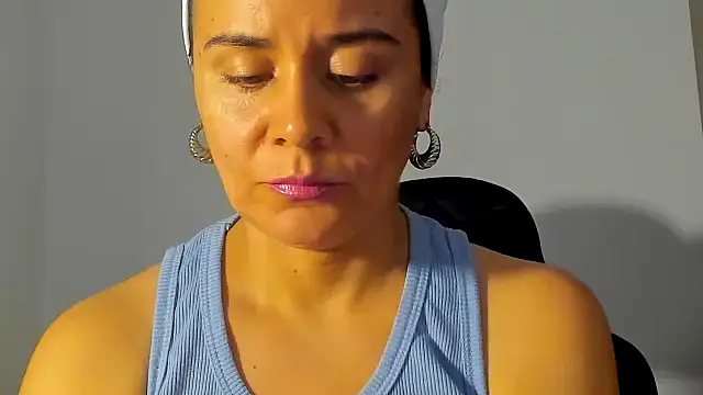 Sami Hotie1 online show from 11-08-25, 09:29