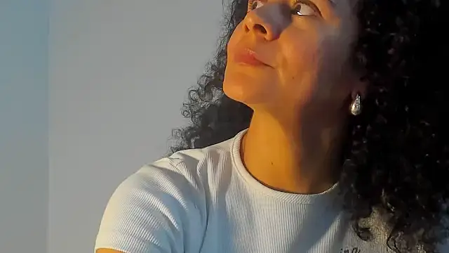 Sami Hotie1 online show from 10-31-25, 09:22