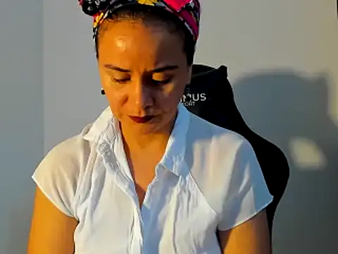Sami Hotie1 online show from 02-10-25, 09:04