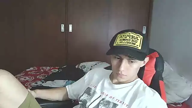 aresholland online show from 11-13-25, 08:57