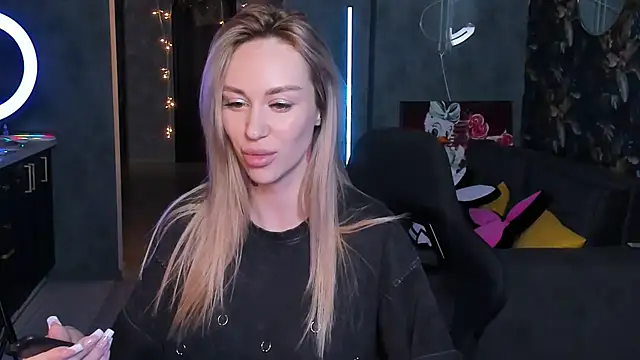 Blckmirrorr online show from 11-23-25, 02:27