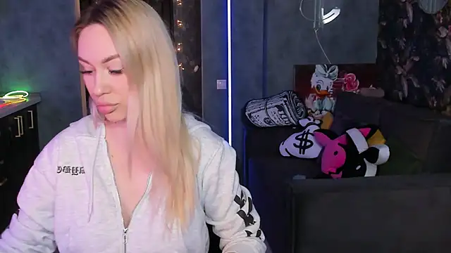 Blckmirrorr online show from 04-21-26, 12:56