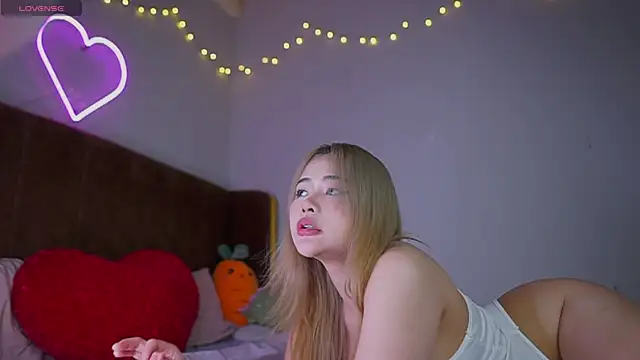 laybunny1 online show from 10-29-25, 09:47