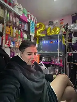 TamySweetness online show from 03-25-26, 04:17