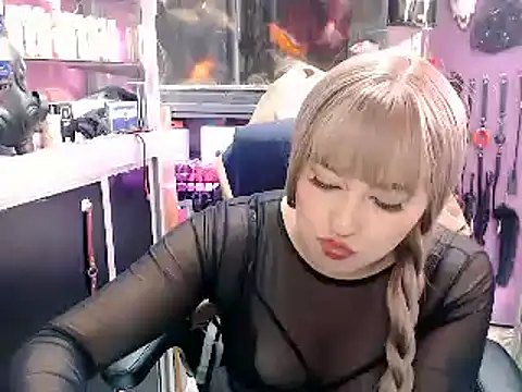 Snapshot of TamySweetness chatting on 02-24-25, 03:53 TamySweetness online show from 02-24-25, 03:53