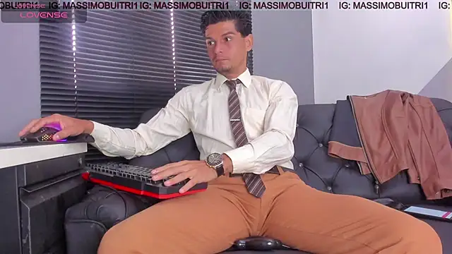 massimo g online show from 07-15-26, 01:40