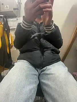 wSilEliaXm online show from 02-18-26, 03:37