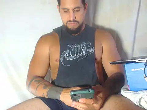 Snapshot of sebasx412 chatting on 02-24-26, 08:21 sebasx412 online show from 02-24-26, 08:21