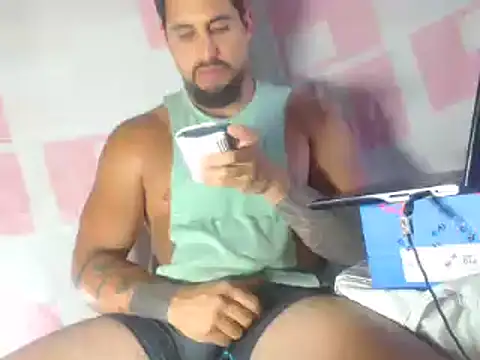 Snapshot of sebasx412 chatting on 02-25-26, 07:25 sebasx412 online show from 02-25-26, 07:25