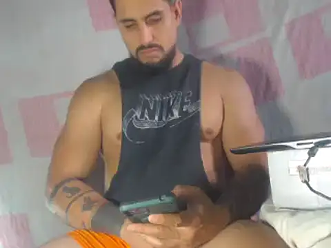 sebasx412 online show from 12-20-25, 08:12