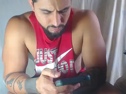 Snapshot of sebasx412 chatting on 02-04-26, 07:31 sebasx412 online show from 02-04-26, 07:31