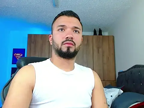 Snapshot of mathew_vidal1 chatting on 11-22-25, 05:39 mathew vidal1 online show from 11-22-25, 05:39