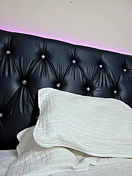 Snapshot of mathew_vidal1 chatting on 01-05-26, 10:02 mathew vidal1 online show from 01-05-26, 10:02