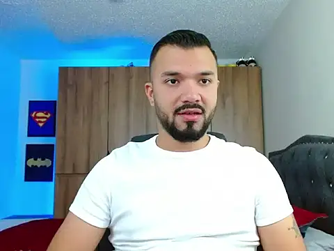 Snapshot of mathew_vidal1 chatting on 11-29-25, 02:23 mathew vidal1 online show from 11-29-25, 02:23