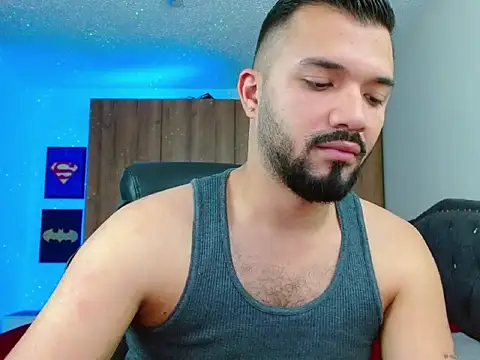 Snapshot of mathew_vidal1 chatting on 11-29-25, 11:38 mathew vidal1 online show from 11-29-25, 11:38