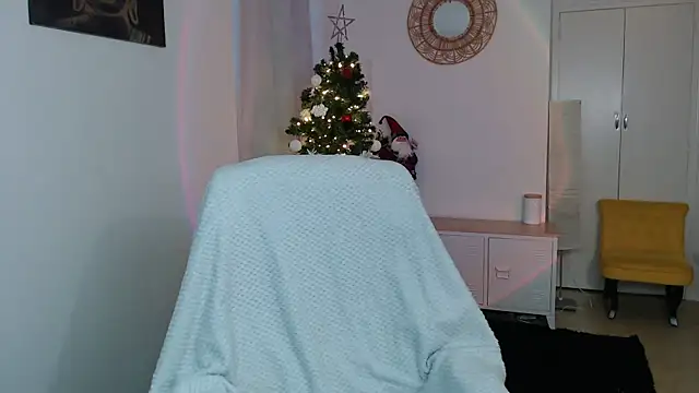 Crystal-dreamt online show from 12-18-25, 09:47