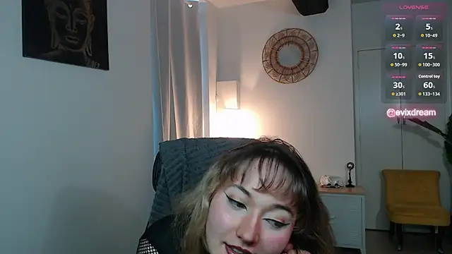 Crystal-dreamt online show from 04-04-26, 09:05