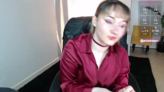 Crystal-dreamt online show from 03-09-26, 01:14