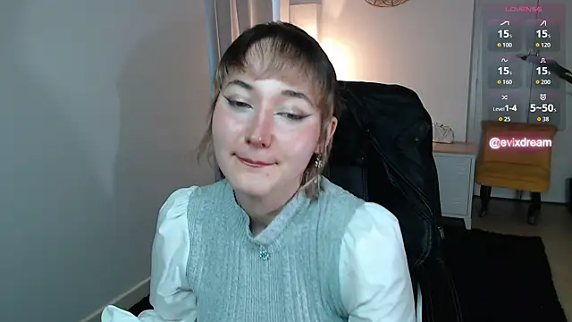 Crystal-dreamt online show from 03-08-26, 10:07