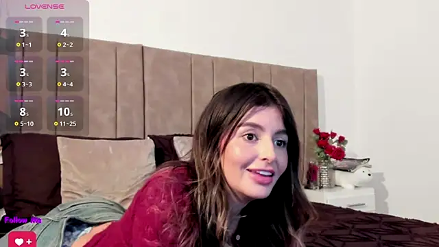 Snapshot of Isabellacharm chatting on 02-15-26, 04:06 Isabellacharm online show from 02-15-26, 04:06