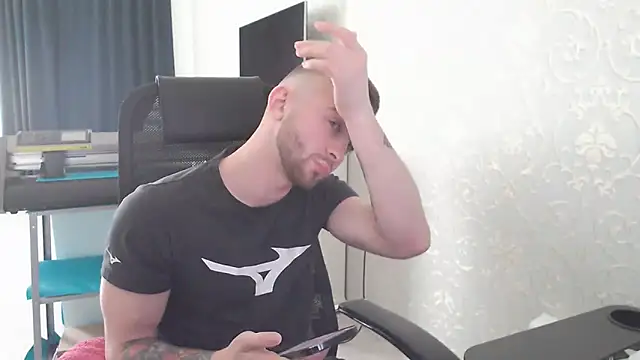 Marselle Laker online show from 03-22-25, 09:13