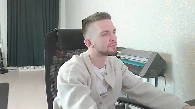 Marselle Laker online show from 11-14-25, 10:24