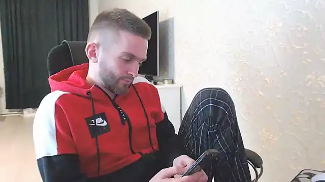 Marselle Laker online show from 01-17-25, 05:32