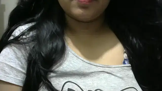 Snapshot of Bengalisexygirl chatting on 06-20-26, 01:49 Bengalisexygirl online show from 06-20-26, 01:49
