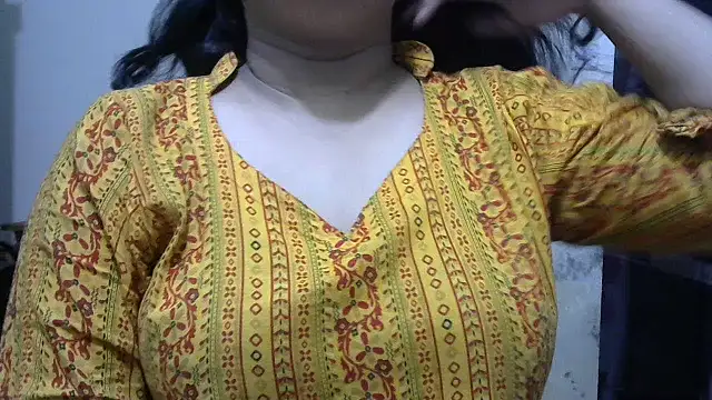 Snapshot of Bengalisexygirl chatting on 06-25-26, 04:12 Bengalisexygirl online show from 06-25-26, 04:12