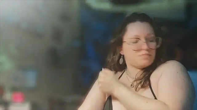 spunlikecottoncandy online show from 10-14-25, 05:57