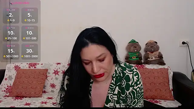 Snapshot of ElenaRose90 chatting on 03-08-25, 09:40 ElenaRose90 online show from 03-08-25, 09:40