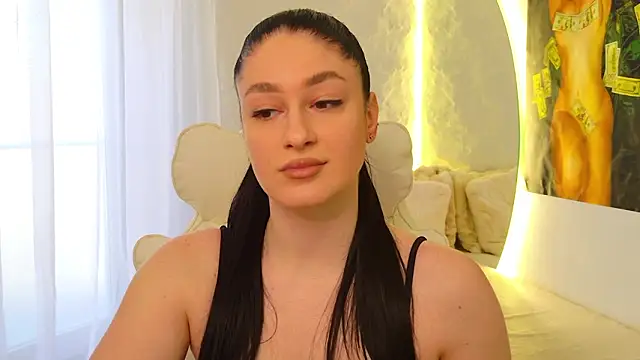 moniqque online show from 03-15-26, 10:55