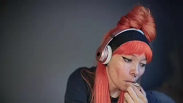 FRRANNKIE online show from 10-30-25, 06:38