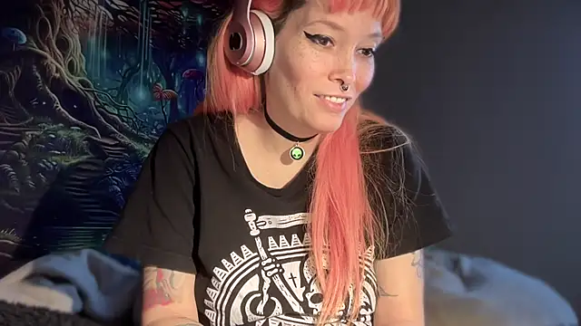 FRRANNKIE online show from 12-22-25, 04:51