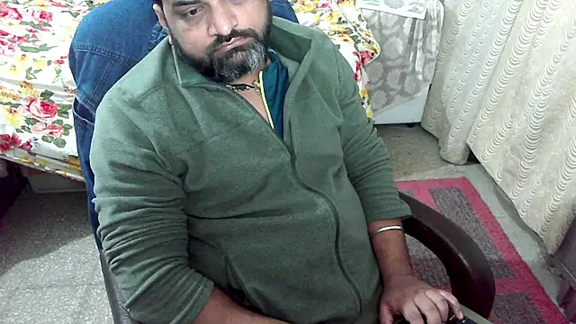 rentarob online show from 12-18-25, 05:06