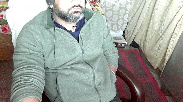 rentarob online show from 12-20-25, 04:32