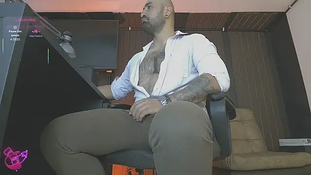 Snapshot of Leon_1234 chatting on 05-07-26, 09:07 Leon 1234 online show from 05-07-26, 09:07