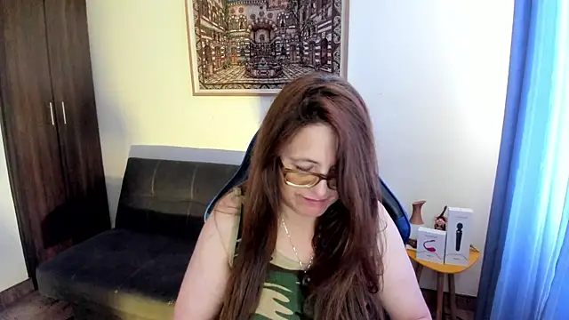 Ivette Shaira online show from 04-08-26, 01:01