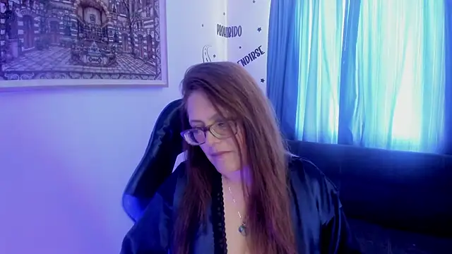 Ivette Shaira online show from 05-11-26, 01:23