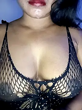 Hotlisa online show from 02-27-26, 05:13